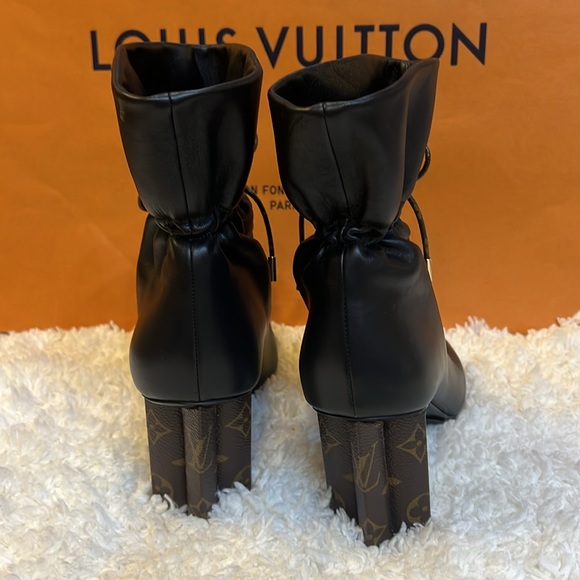 Louis Vuitton booties - Picture 6 of 13